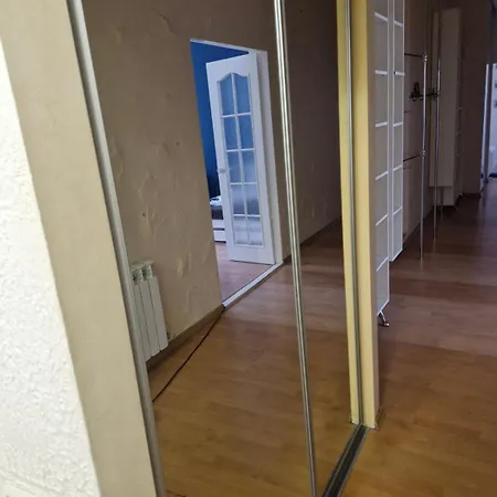 Next To Deribasivska אודסה