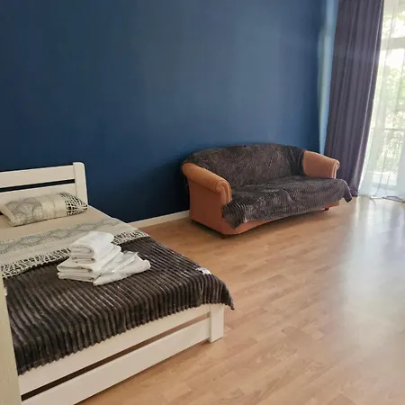 Next To Deribasivska אורחן *