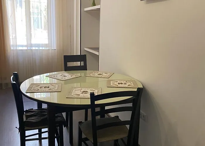 Next To Deribasivska *