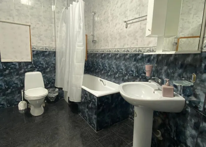 אורחן Next To Deribasivska *