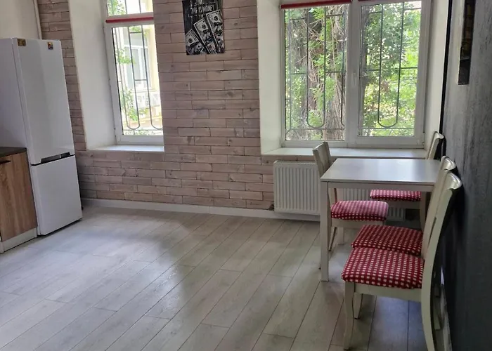 Next To Deribasivska *